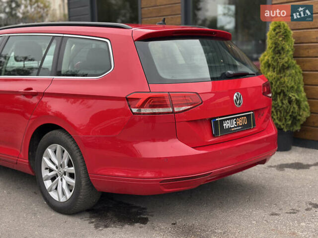 Красный Фольксваген Пассат, объемом двигателя 1.6 л и пробегом 276 тыс. км за 14300 $, фото 15 на Automoto.ua