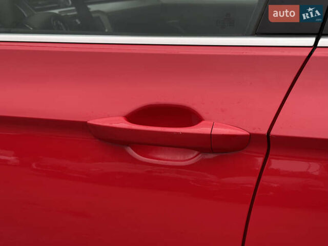 Красный Фольксваген Пассат, объемом двигателя 1.6 л и пробегом 276 тыс. км за 14300 $, фото 23 на Automoto.ua