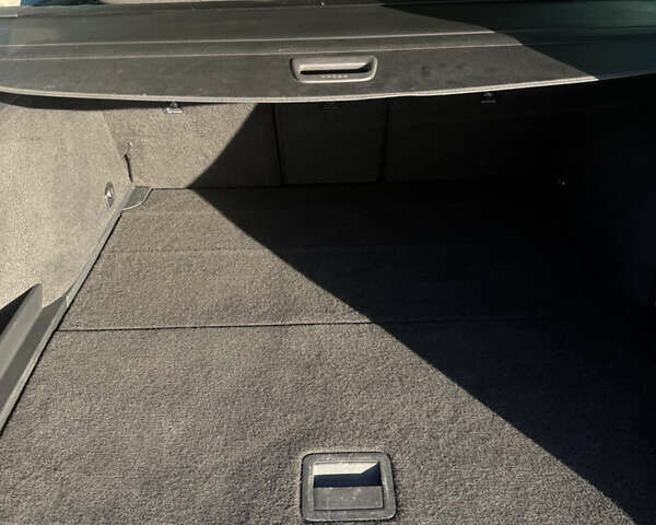 Красный Фольксваген Пассат, объемом двигателя 1.97 л и пробегом 301 тыс. км за 14800 $, фото 27 на Automoto.ua