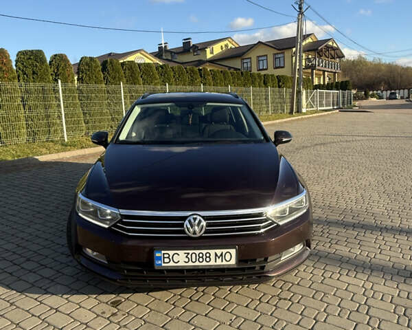 Красный Фольксваген Пассат, объемом двигателя 1.97 л и пробегом 301 тыс. км за 14800 $, фото 1 на Automoto.ua