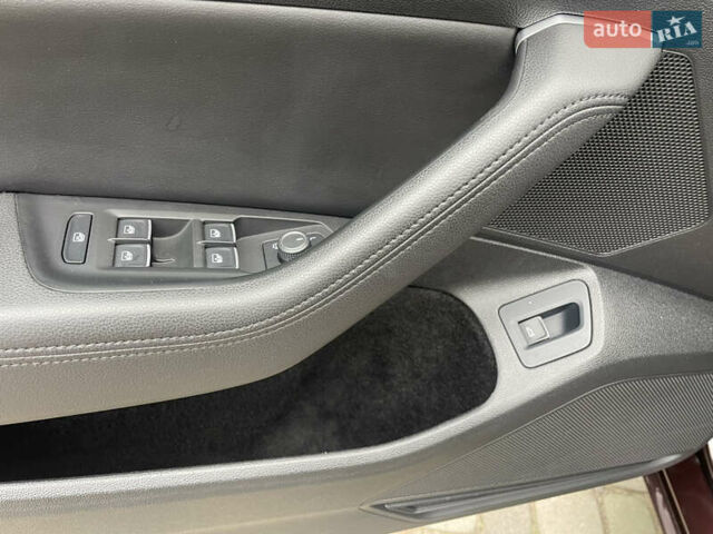 Красный Фольксваген Пассат, объемом двигателя 2 л и пробегом 218 тыс. км за 20450 $, фото 51 на Automoto.ua