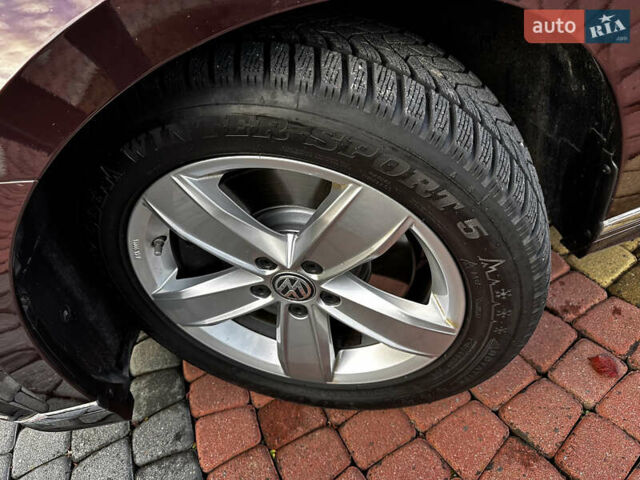 Червоний Фольксваген Пассат, об'ємом двигуна 2 л та пробігом 254 тис. км за 18900 $, фото 70 на Automoto.ua