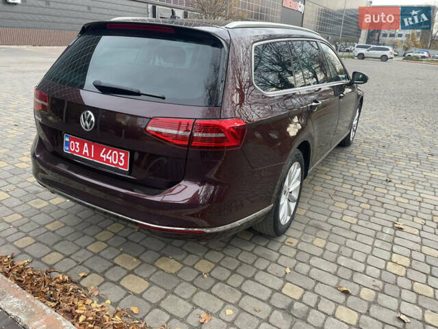 Красный Фольксваген Пассат, объемом двигателя 2 л и пробегом 218 тыс. км за 20450 $, фото 3 на Automoto.ua