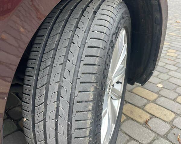 Красный Фольксваген Пассат, объемом двигателя 2 л и пробегом 218 тыс. км за 20450 $, фото 25 на Automoto.ua