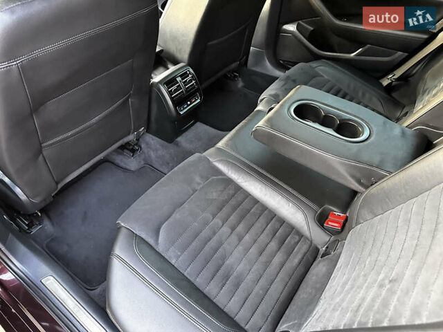 Червоний Фольксваген Пассат, об'ємом двигуна 2 л та пробігом 254 тис. км за 18900 $, фото 34 на Automoto.ua