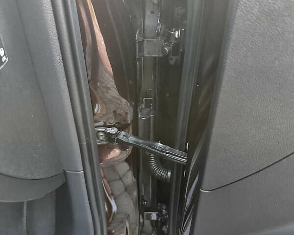 Червоний Фольксваген Пассат, об'ємом двигуна 2 л та пробігом 254 тис. км за 18900 $, фото 72 на Automoto.ua