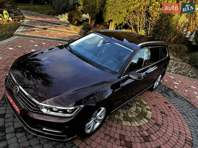 Червоний Фольксваген Пассат, об'ємом двигуна 2 л та пробігом 254 тис. км за 18900 $, фото 5 на Automoto.ua