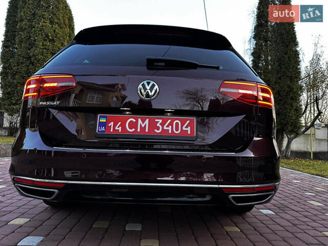 Червоний Фольксваген Пассат, об'ємом двигуна 2 л та пробігом 254 тис. км за 18900 $, фото 46 на Automoto.ua