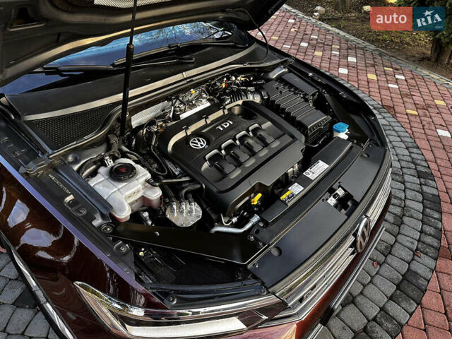 Червоний Фольксваген Пассат, об'ємом двигуна 2 л та пробігом 254 тис. км за 18900 $, фото 18 на Automoto.ua