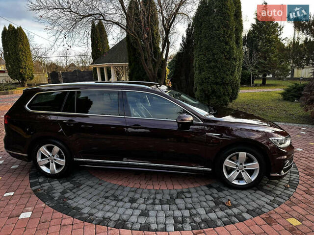 Червоний Фольксваген Пассат, об'ємом двигуна 2 л та пробігом 254 тис. км за 18900 $, фото 13 на Automoto.ua