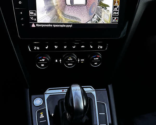 Червоний Фольксваген Пассат, об'ємом двигуна 2 л та пробігом 254 тис. км за 18900 $, фото 52 на Automoto.ua