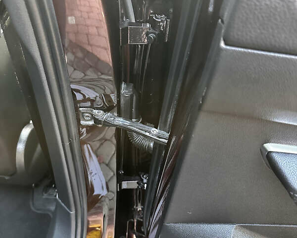 Червоний Фольксваген Пассат, об'ємом двигуна 2 л та пробігом 254 тис. км за 18900 $, фото 73 на Automoto.ua