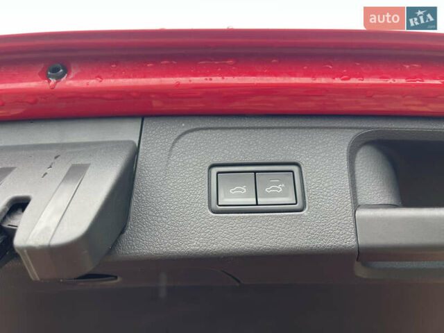 Червоний Фольксваген Пассат, об'ємом двигуна 1.97 л та пробігом 241 тис. км за 22500 $, фото 25 на Automoto.ua