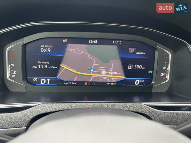 Червоний Фольксваген Пассат, об'ємом двигуна 1.97 л та пробігом 241 тис. км за 22500 $, фото 40 на Automoto.ua