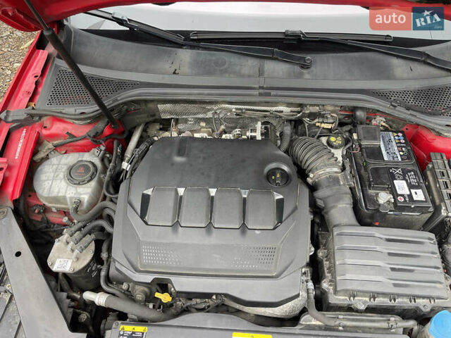 Червоний Фольксваген Пассат, об'ємом двигуна 1.97 л та пробігом 241 тис. км за 22500 $, фото 42 на Automoto.ua