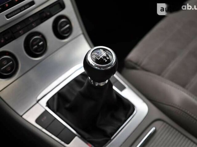 Фольксваген Пассат, объемом двигателя 0 л и пробегом 295 тыс. км за 8000 $, фото 21 на Automoto.ua