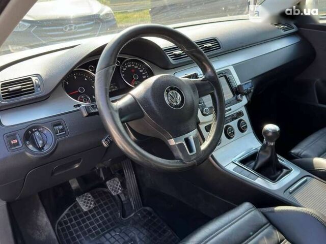 Фольксваген Пассат, объемом двигателя 2 л и пробегом 293 тыс. км за 7400 $, фото 13 на Automoto.ua