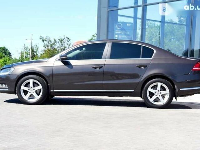 Фольксваген Пассат, объемом двигателя 1.8 л и пробегом 180 тыс. км за 9800 $, фото 5 на Automoto.ua