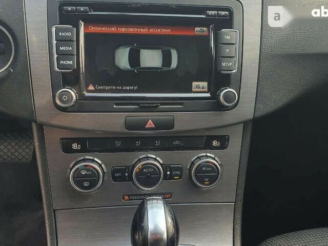 Фольксваген Пассат, объемом двигателя 1.4 л и пробегом 238 тыс. км за 11300 $, фото 12 на Automoto.ua