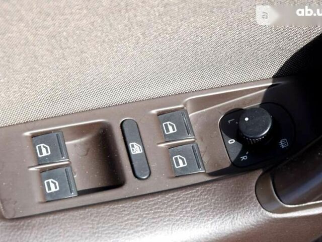 Фольксваген Пассат, объемом двигателя 1.8 л и пробегом 180 тыс. км за 9800 $, фото 24 на Automoto.ua