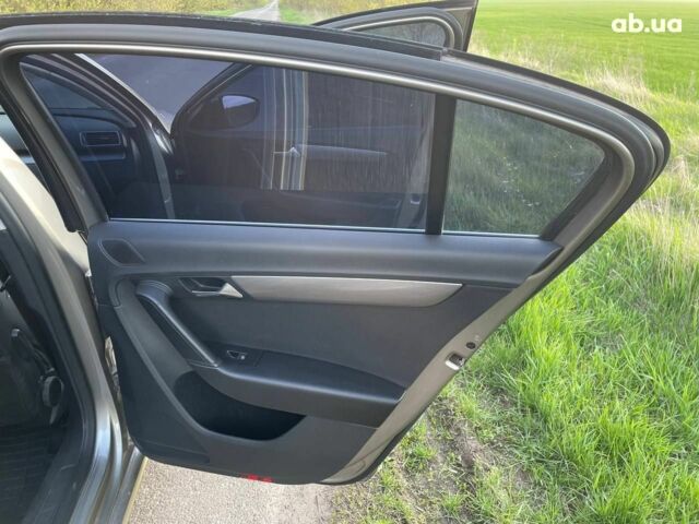 Фольксваген Пассат, об'ємом двигуна 2 л та пробігом 290 тис. км за 11600 $, фото 17 на Automoto.ua