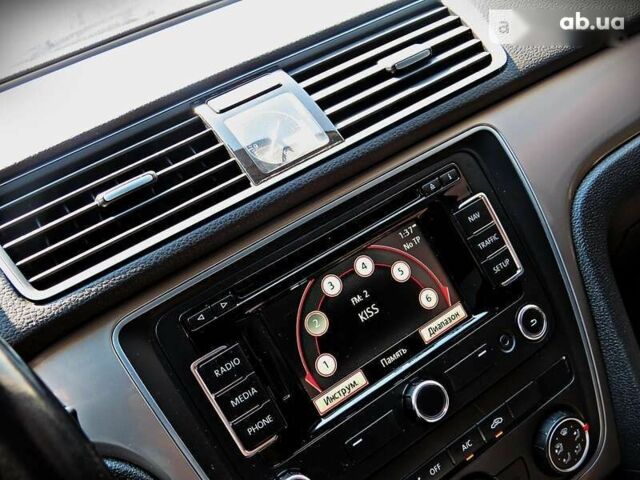 Фольксваген Пассат, объемом двигателя 2.5 л и пробегом 330 тыс. км за 10800 $, фото 9 на Automoto.ua