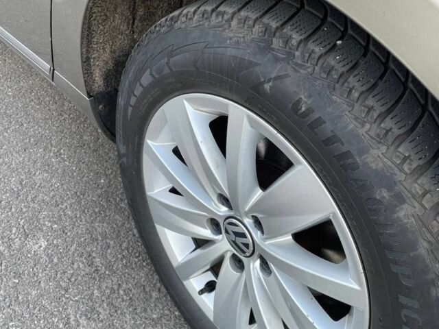 Фольксваген Пассат, об'ємом двигуна 2 л та пробігом 290 тис. км за 11600 $, фото 5 на Automoto.ua