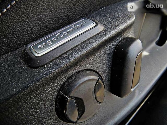 Фольксваген Пассат, об'ємом двигуна 2 л та пробігом 187 тис. км за 17900 $, фото 6 на Automoto.ua