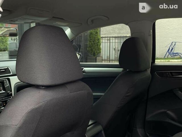 Фольксваген Пассат, объемом двигателя 1.8 л и пробегом 150 тыс. км за 14300 $, фото 20 на Automoto.ua