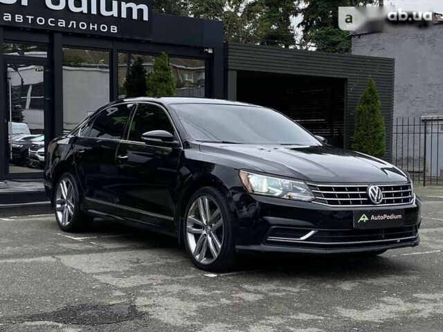 Фольксваген Пассат, объемом двигателя 1.8 л и пробегом 150 тыс. км за 14300 $, фото 3 на Automoto.ua