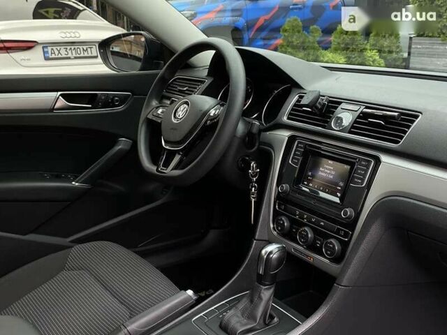 Фольксваген Пассат, объемом двигателя 1.8 л и пробегом 150 тыс. км за 14300 $, фото 25 на Automoto.ua