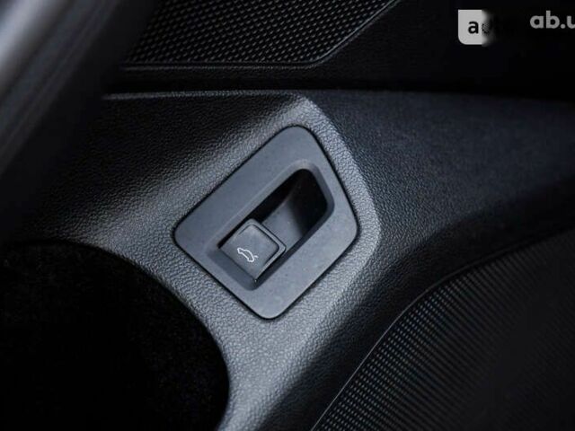 Фольксваген Пассат, объемом двигателя 1.6 л и пробегом 199 тыс. км за 18900 $, фото 24 на Automoto.ua