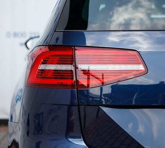 Фольксваген Пассат, объемом двигателя 1.6 л и пробегом 199 тыс. км за 18900 $, фото 5 на Automoto.ua