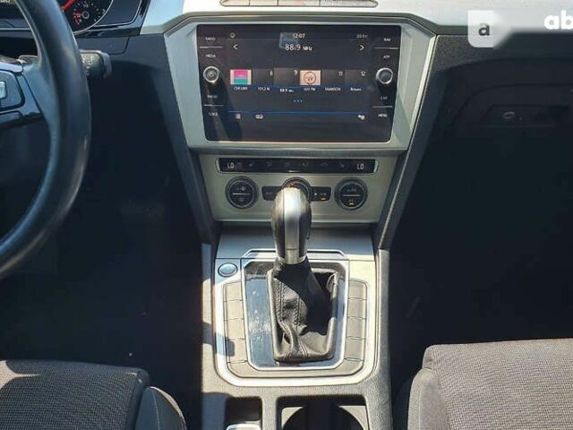 Фольксваген Пассат, объемом двигателя 2 л и пробегом 269 тыс. км за 17500 $, фото 15 на Automoto.ua