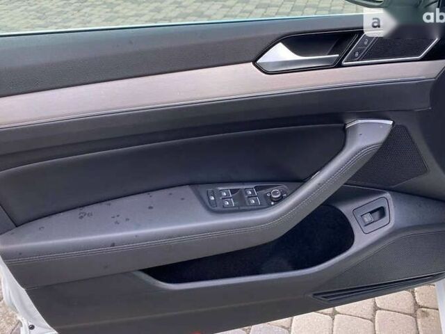 Фольксваген Пассат, объемом двигателя 2 л и пробегом 172 тыс. км за 27500 $, фото 9 на Automoto.ua