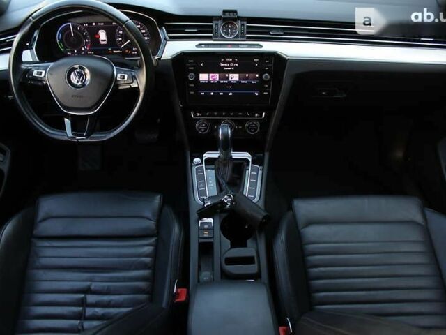 Фольксваген Пассат, об'ємом двигуна 1.4 л та пробігом 184 тис. км за 24000 $, фото 24 на Automoto.ua