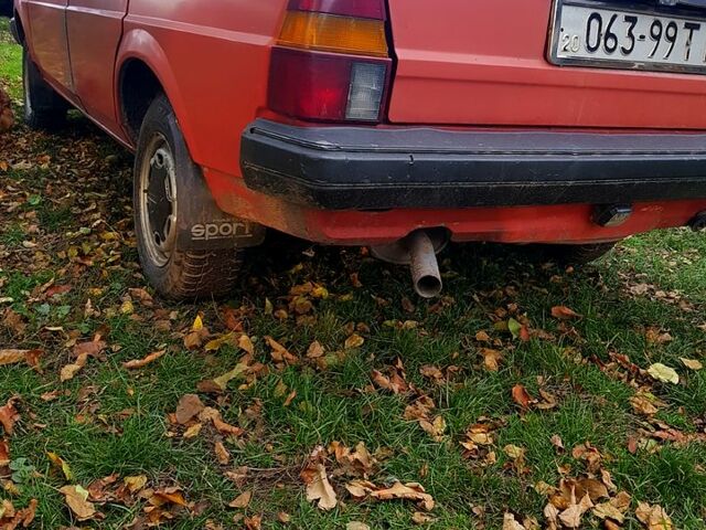 Фольксваген Пассат, объемом двигателя 1.6 л и пробегом 200 тыс. км за 750 $, фото 2 на Automoto.ua