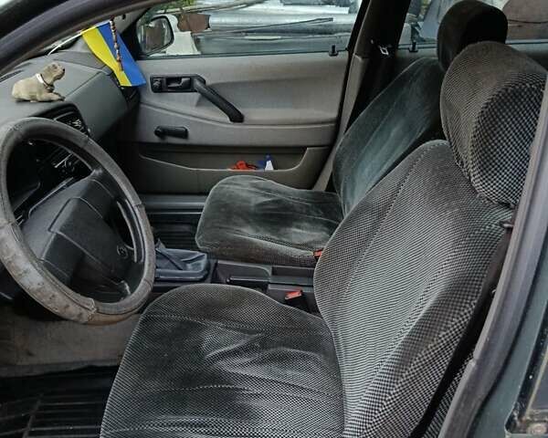 Фольксваген Пассат, объемом двигателя 1.6 л и пробегом 339 тыс. км за 1800 $, фото 8 на Automoto.ua