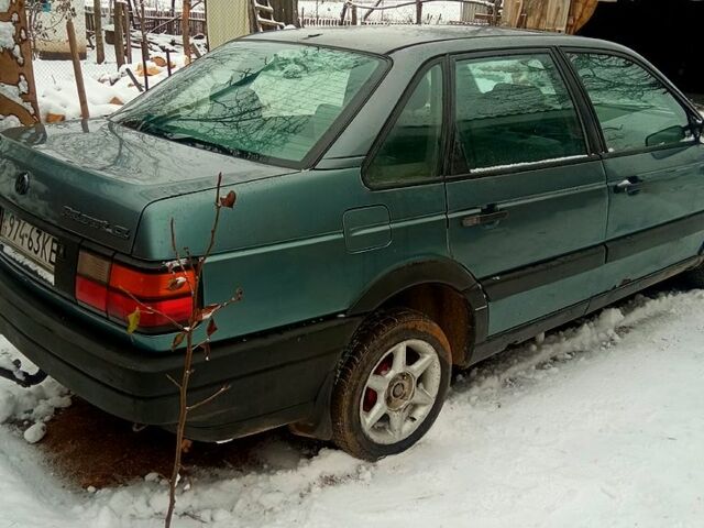 Фольксваген Пассат, об'ємом двигуна 1.6 л та пробігом 380 тис. км за 1350 $, фото 3 на Automoto.ua