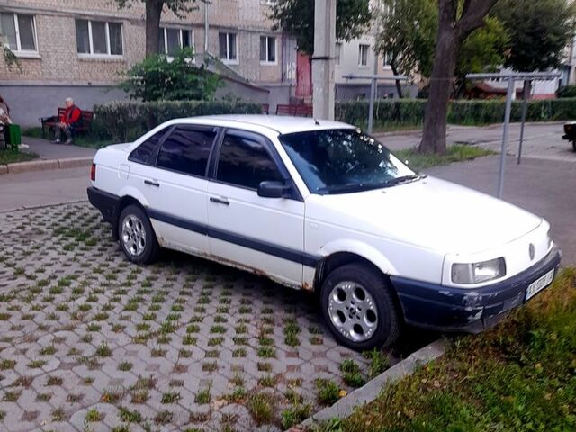 Фольксваген Пассат, объемом двигателя 1.8 л и пробегом 400 тыс. км за 1200 $, фото 1 на Automoto.ua