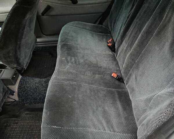 Фольксваген Пассат, объемом двигателя 1.6 л и пробегом 339 тыс. км за 1800 $, фото 7 на Automoto.ua