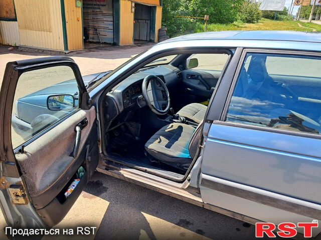 Фольксваген Пассат, объемом двигателя 2 л и пробегом 0 тыс. км за 1600 $, фото 1 на Automoto.ua