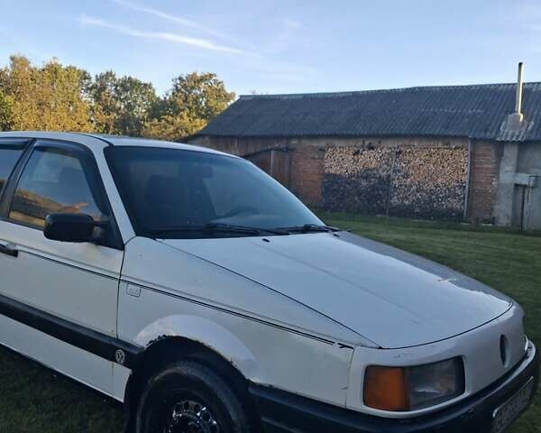 Фольксваген Пассат, объемом двигателя 1.6 л и пробегом 325 тыс. км за 600 $, фото 16 на Automoto.ua