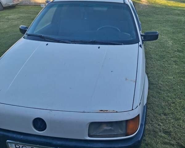 Фольксваген Пассат, объемом двигателя 1.6 л и пробегом 325 тыс. км за 600 $, фото 17 на Automoto.ua