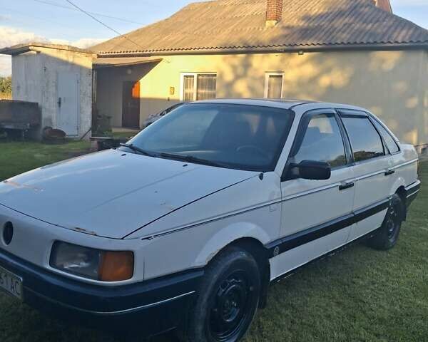 Фольксваген Пассат, объемом двигателя 1.6 л и пробегом 325 тыс. км за 600 $, фото 13 на Automoto.ua