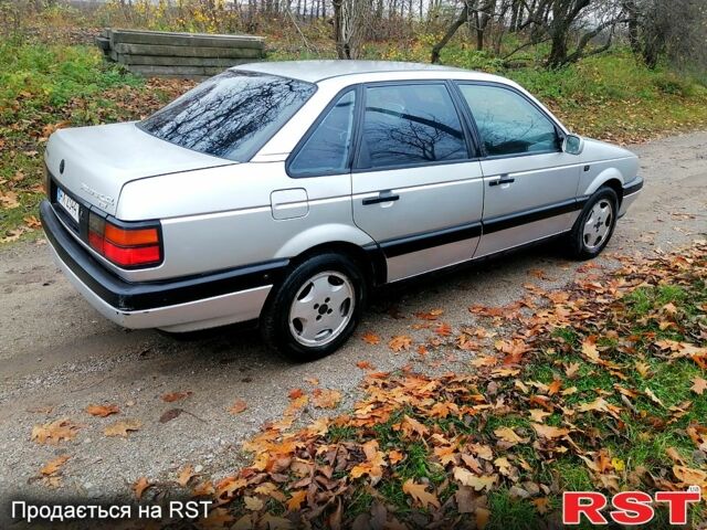 Фольксваген Пассат, объемом двигателя 1.9 л и пробегом 100 тыс. км за 1350 $, фото 2 на Automoto.ua