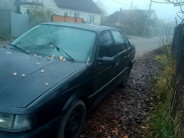 Фольксваген Пассат, объемом двигателя 1.8 л и пробегом 358 тыс. км за 1400 $, фото 2 на Automoto.ua