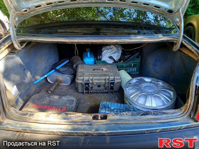 Фольксваген Пассат, объемом двигателя 1.8 л и пробегом 235 тыс. км за 1550 $, фото 7 на Automoto.ua