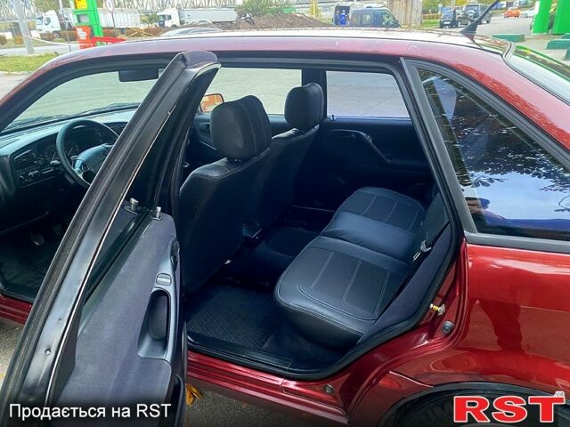 Фольксваген Пассат, объемом двигателя 2 л и пробегом 0 тыс. км за 3200 $, фото 12 на Automoto.ua