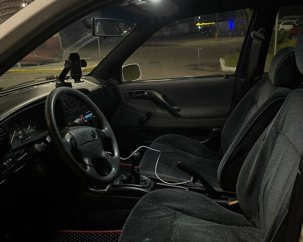 Фольксваген Пассат, объемом двигателя 1.8 л и пробегом 405 тыс. км за 2000 $, фото 10 на Automoto.ua